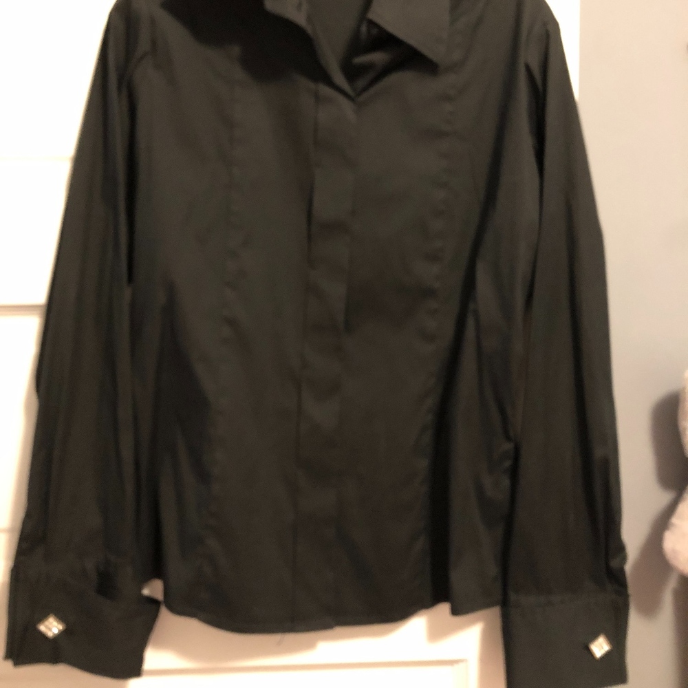 Farinaz T. black button down w/rhinestone cufflnks